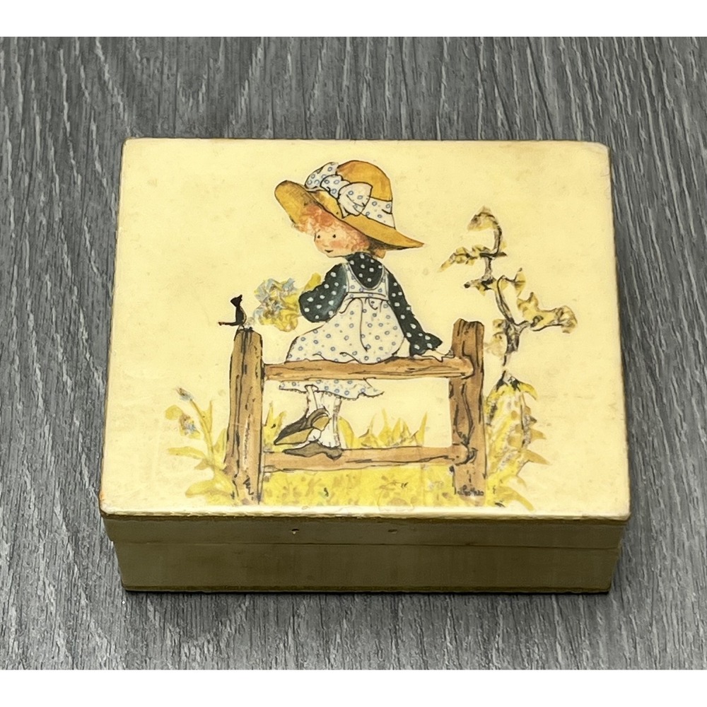Vintage Style Decorative Trinket Box Hinged Lid Country Girl‎ Holly Hobbie